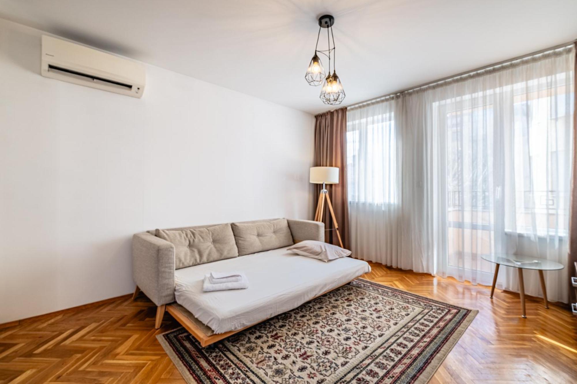 Seaside Serenity Charming Apartment By Sea Garden Варна Екстериор снимка